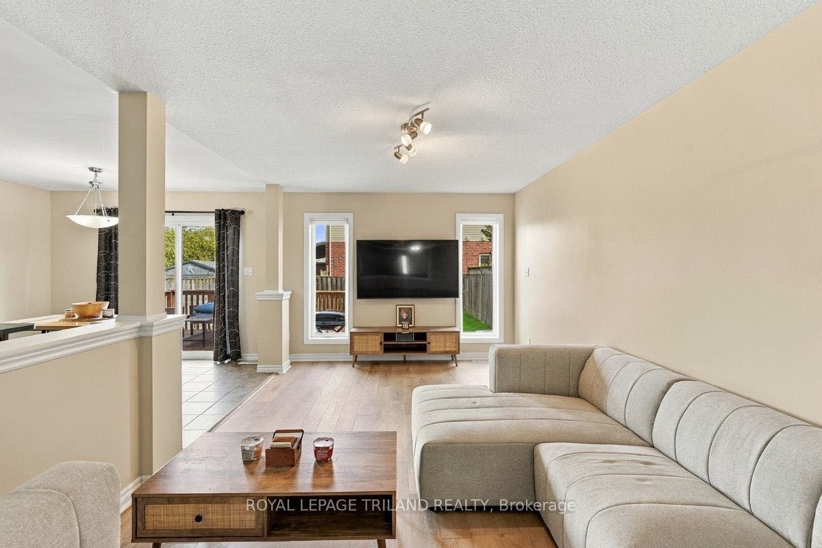 Main: Spacious Living Room