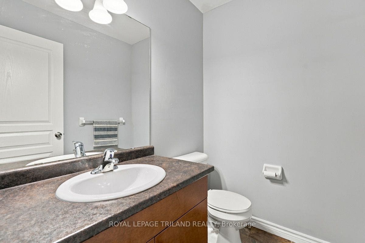 Main: 2-Piece Bathroom