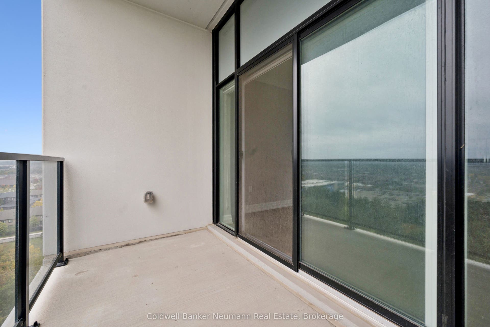 1880 Gordon Street, #908, Guelph, Wellington ON N1L 0P5 Balcony