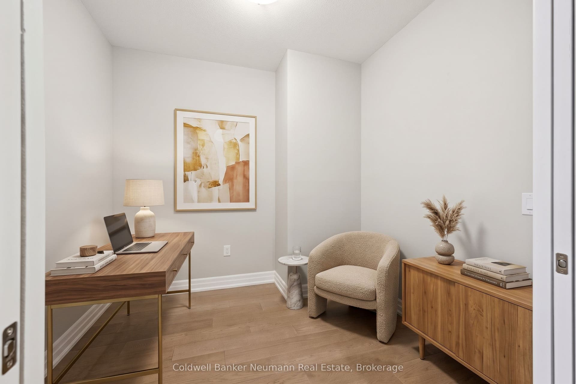 1880 Gordon Street, #908, Guelph, Wellington ON N1L 0P5 Den - Virtually Staged
