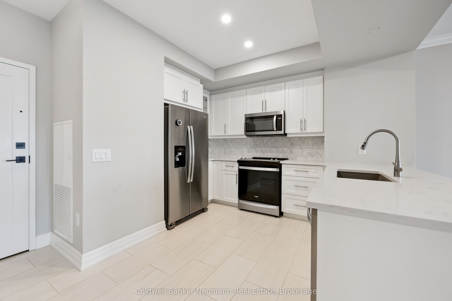 1880 Gordon Street, #908, Guelph, Wellington ON N1L 0P5 Kitchen