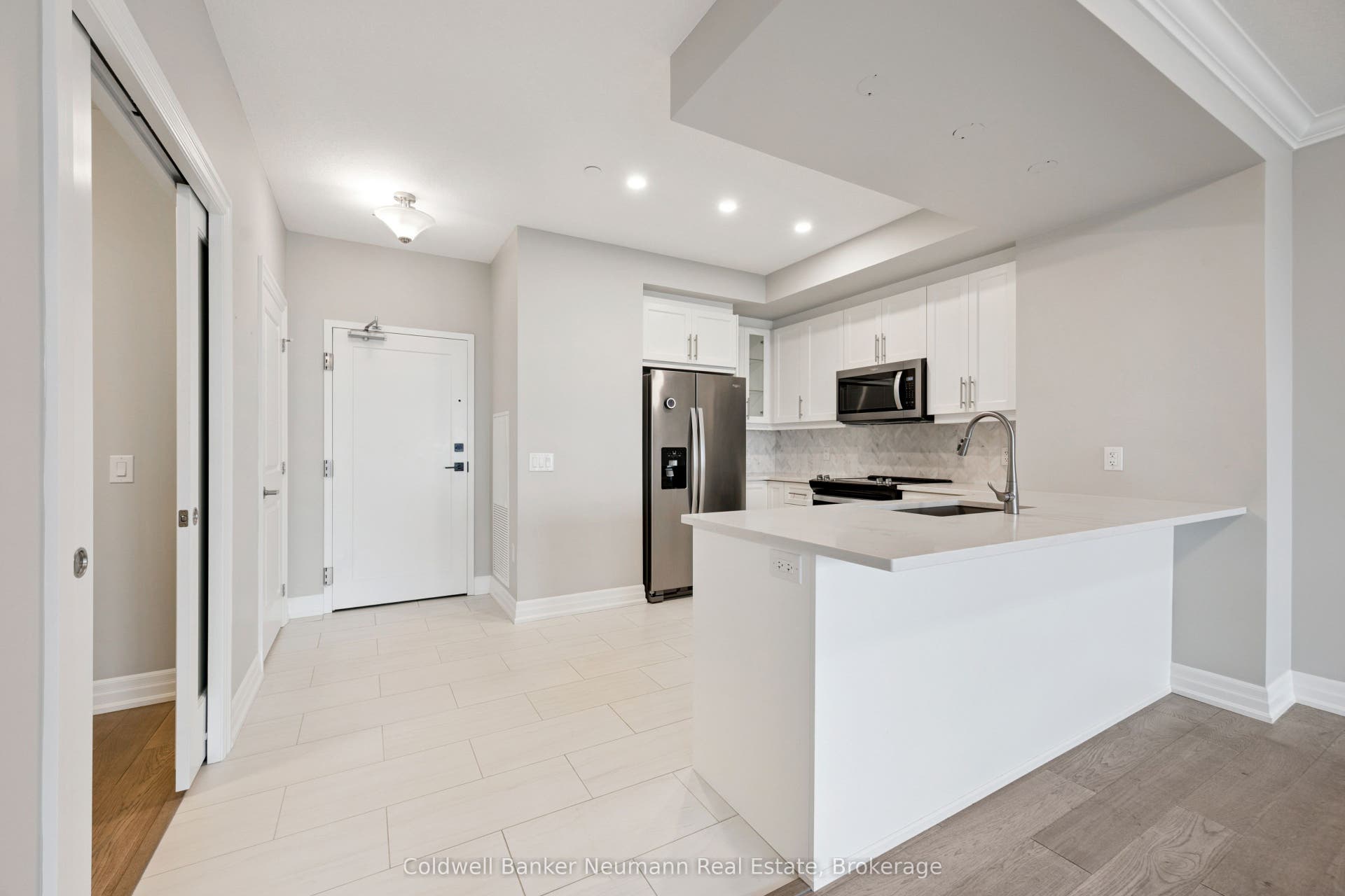 1880 Gordon Street, #908, Guelph, Wellington ON N1L 0P5 Kitchen