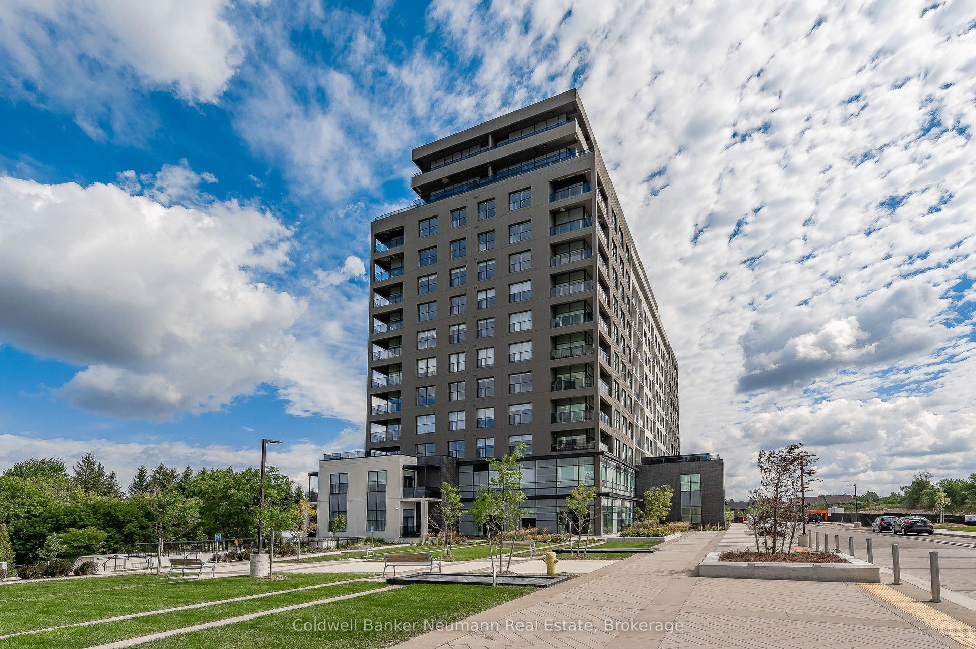 1880 Gordon Street, #908, Guelph, Wellington ON N1L 0P5 Exterio