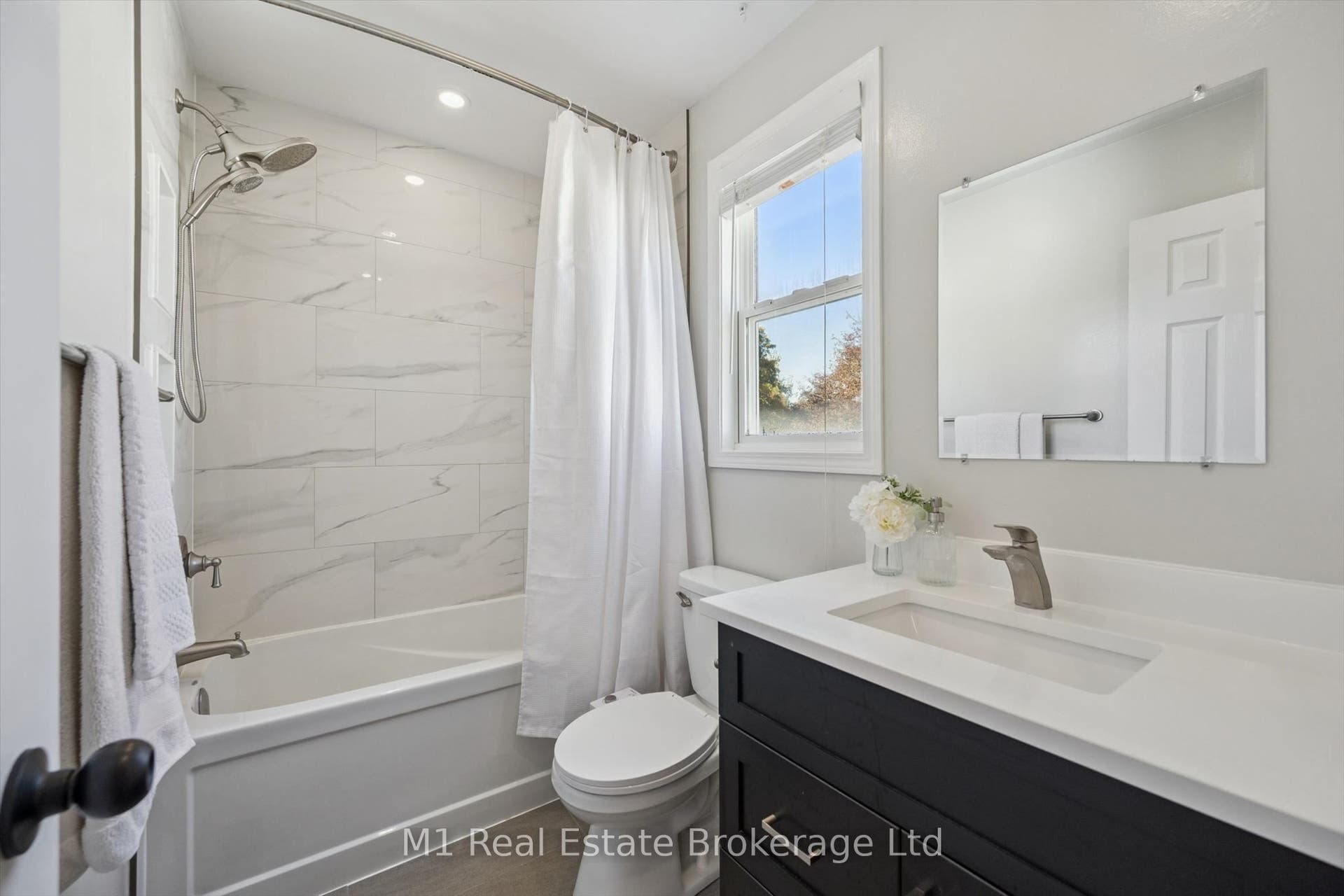 53 Johanna Drive, Cambridge, Waterloo ON N1S 4A4