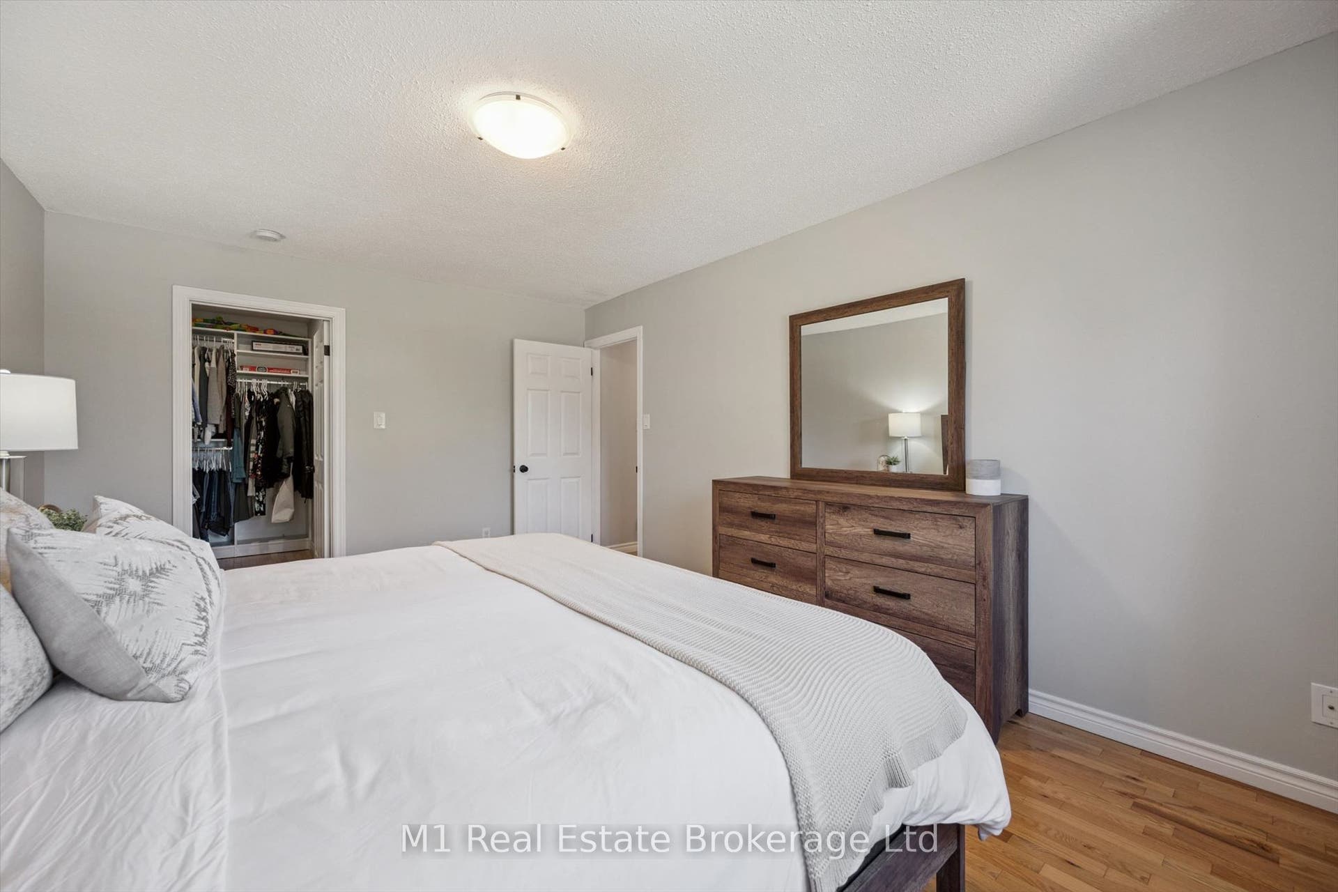53 Johanna Drive, Cambridge, Waterloo ON N1S 4A4