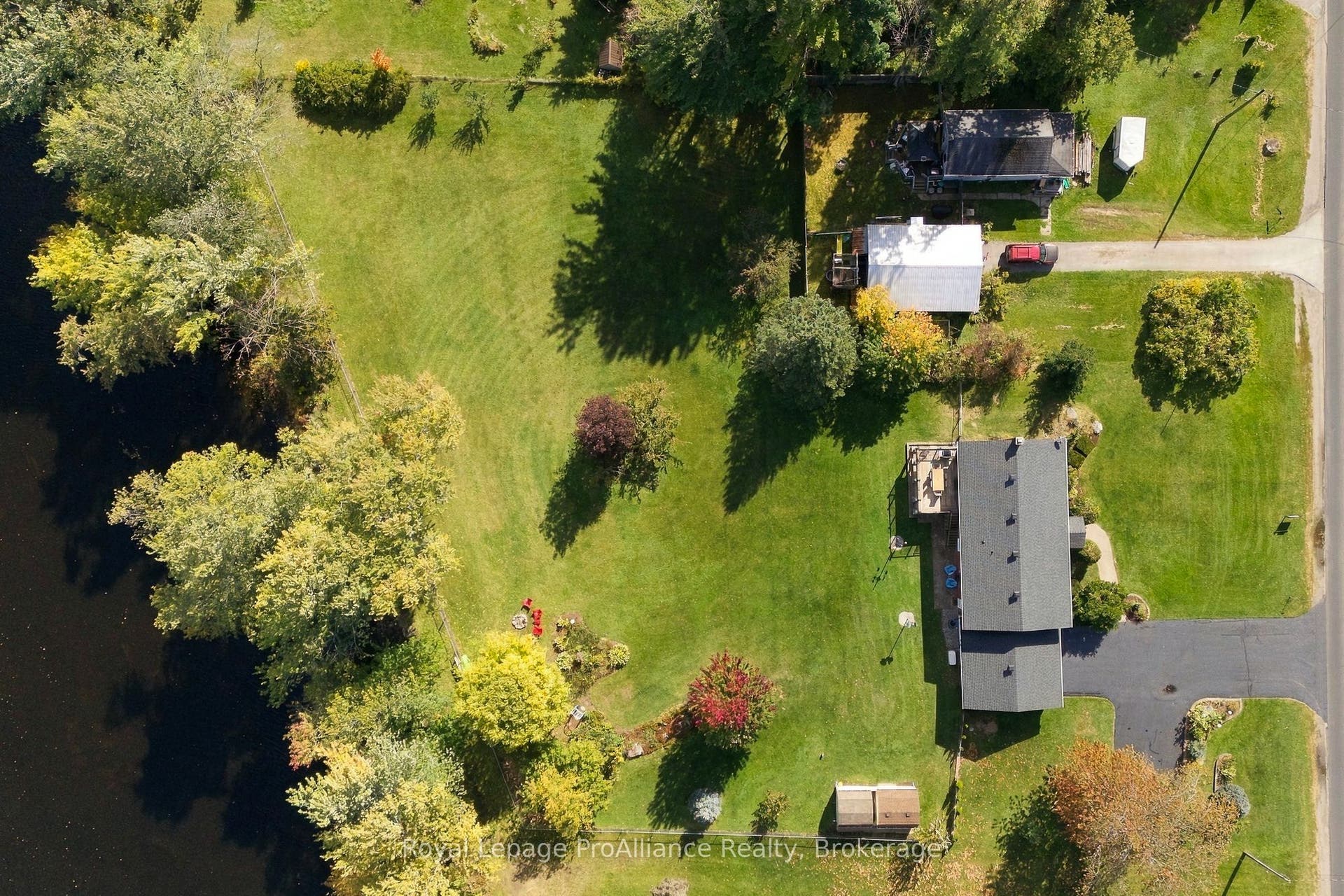 176 Ashley Street, Belleville, Hastings ON K0K 2B0