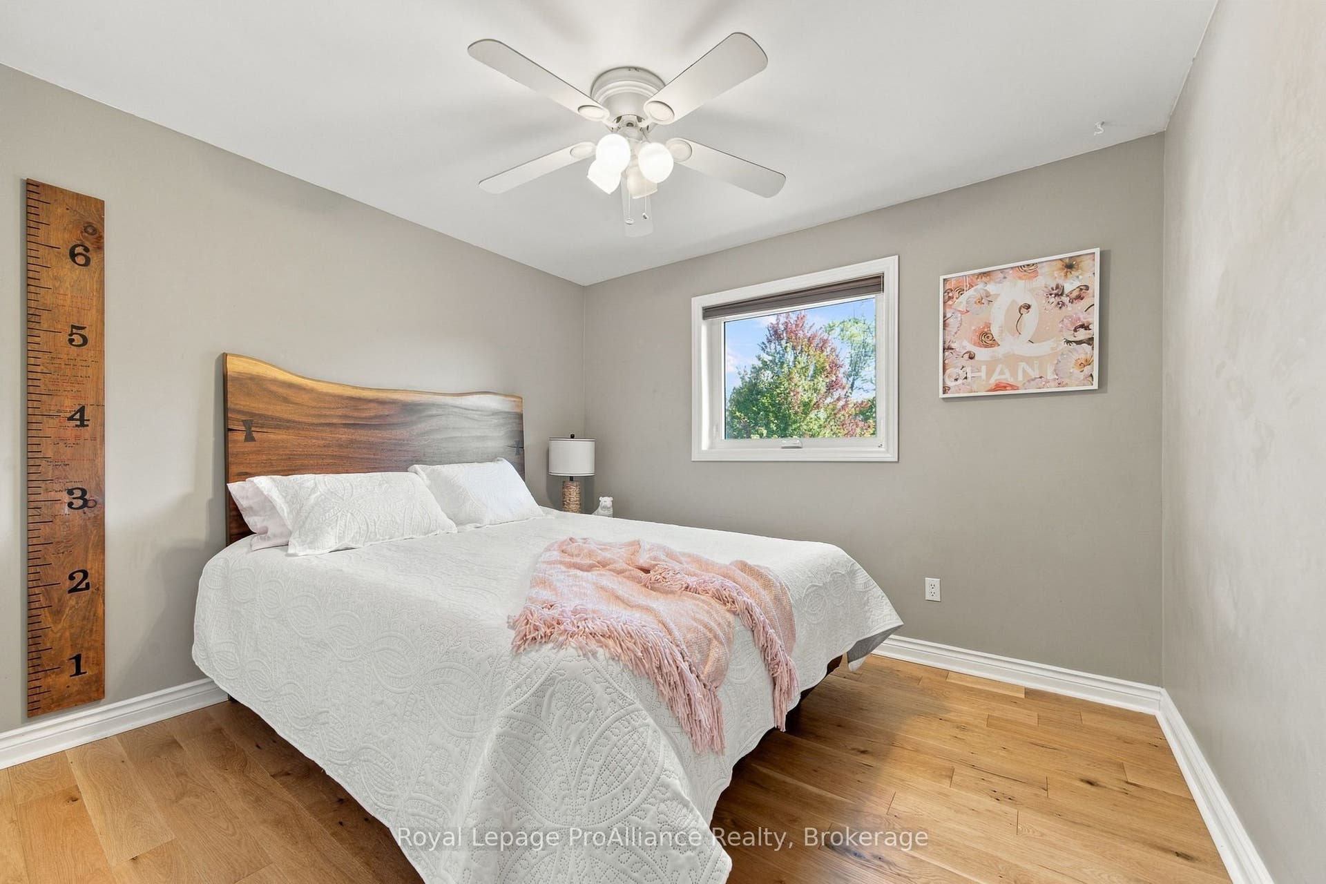176 Ashley Street, Belleville, Hastings ON K0K 2B0