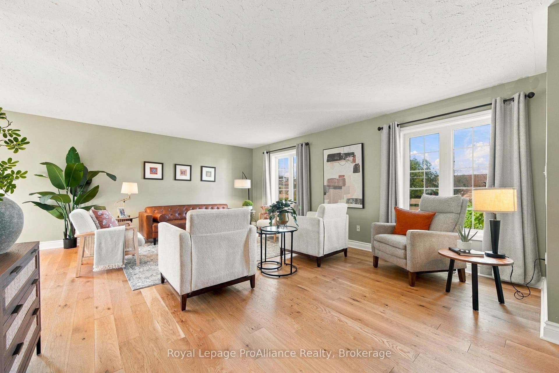 176 Ashley Street, Belleville, Hastings ON K0K 2B0