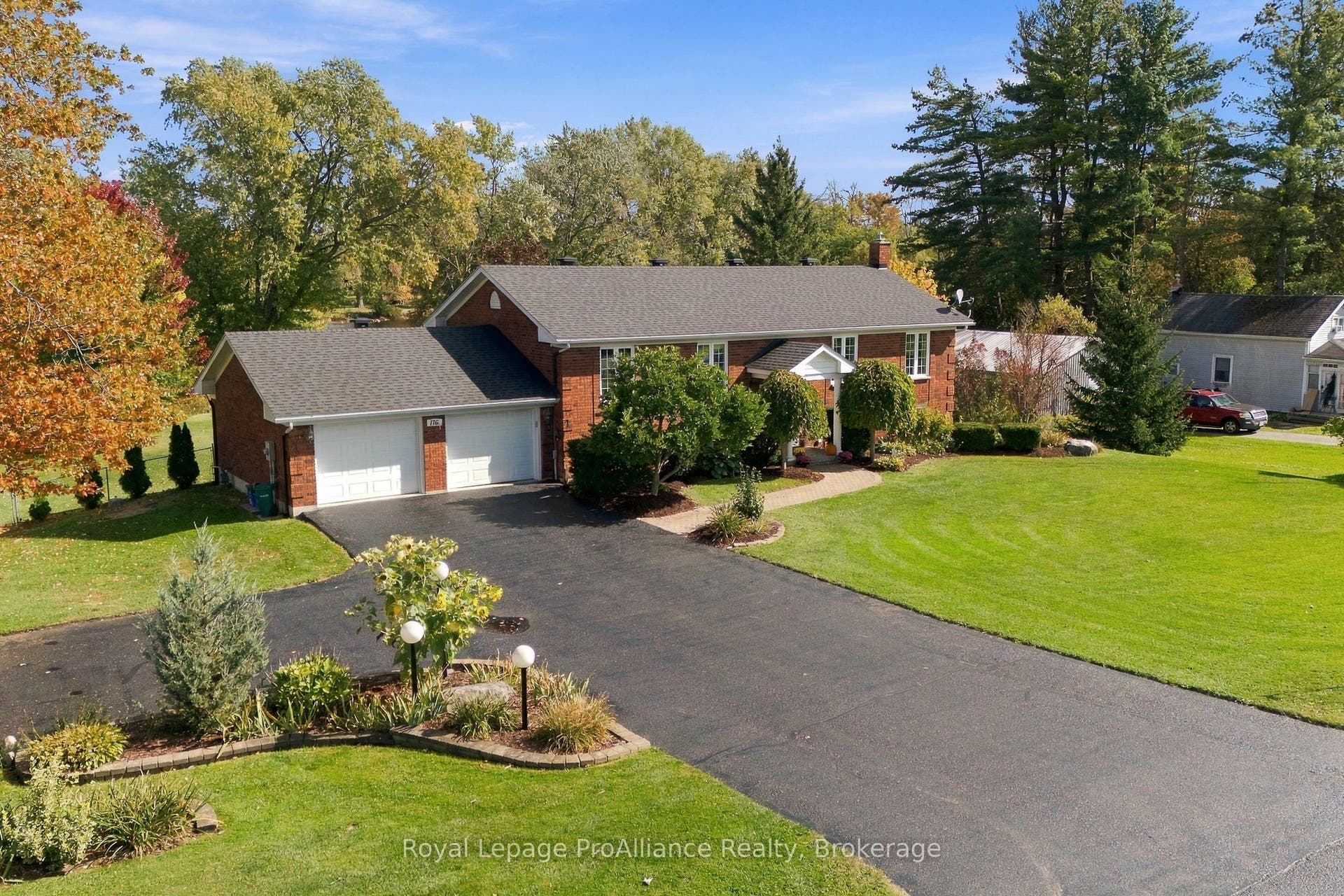 176 Ashley Street, Belleville, Hastings ON K0K 2B0