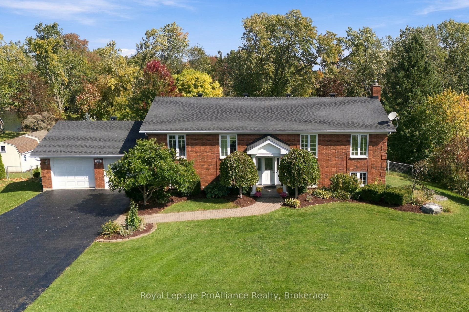 176 Ashley Street, Belleville, Hastings ON K0K 2B0
