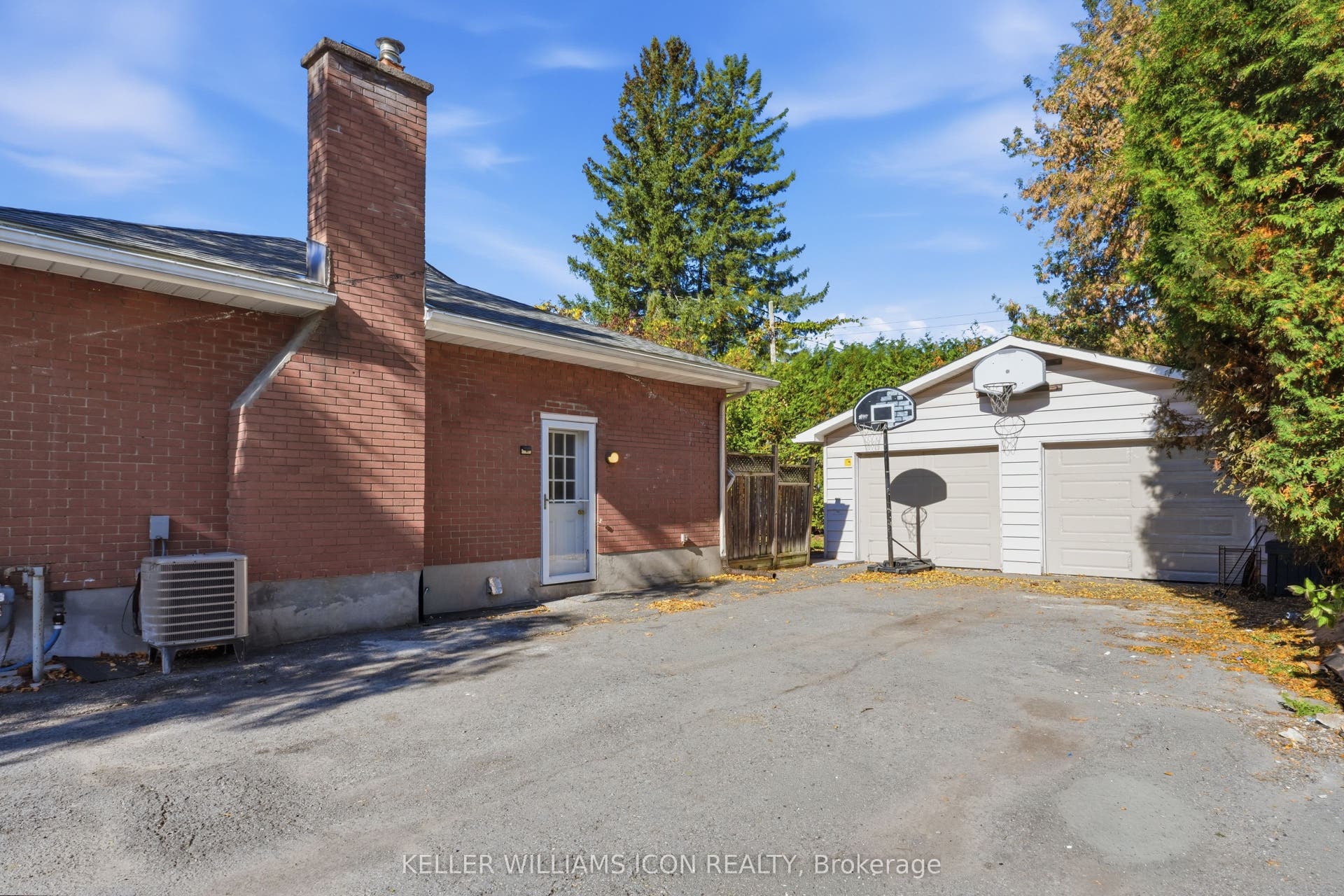 103 Harris Place, Meadowlands - Crestview And Area, Ottawa ON K2G 2P7