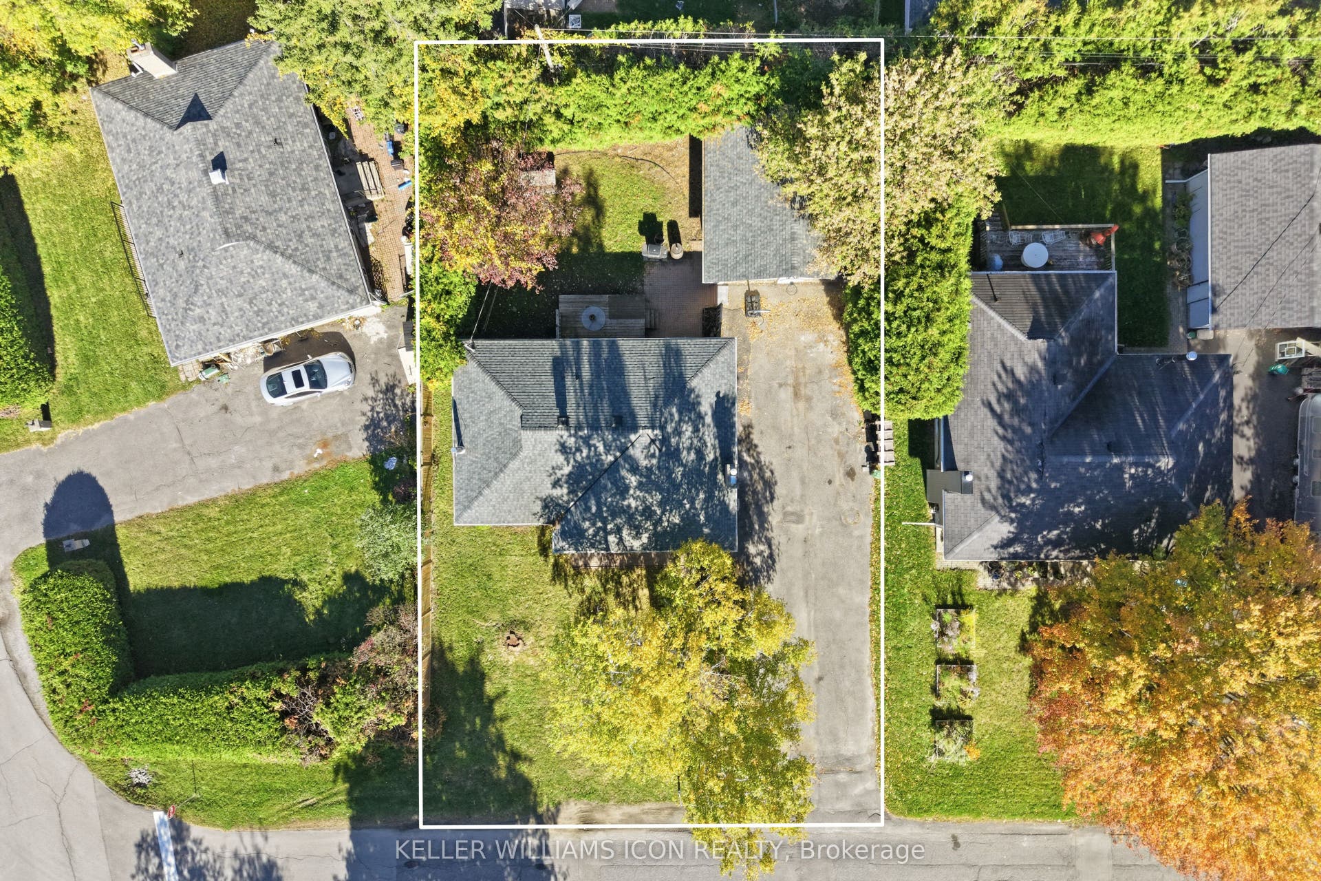 103 Harris Place, Meadowlands - Crestview And Area, Ottawa ON K2G 2P7