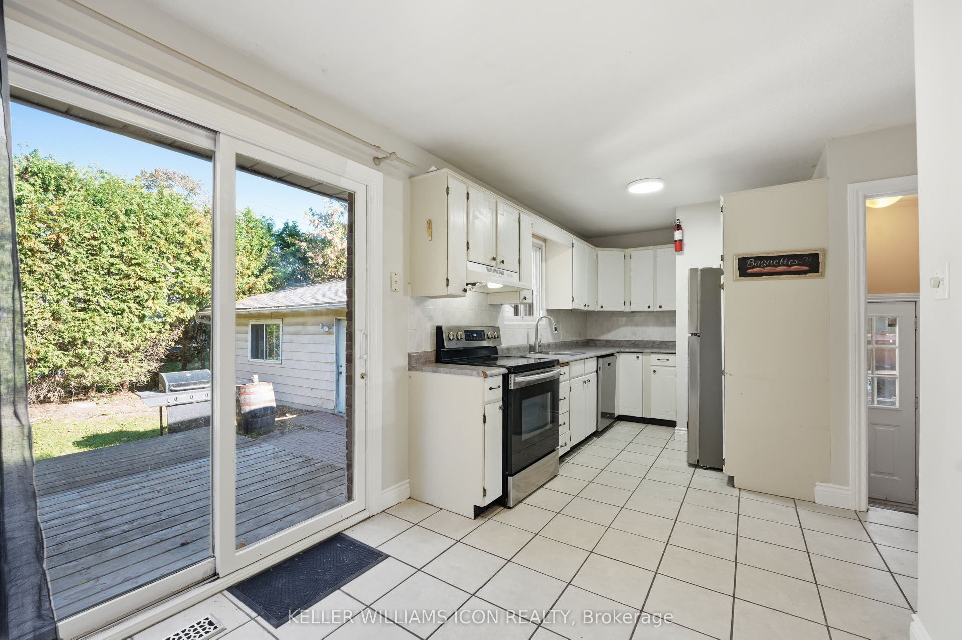 103 Harris Place, Meadowlands - Crestview And Area, Ottawa ON K2G 2P7