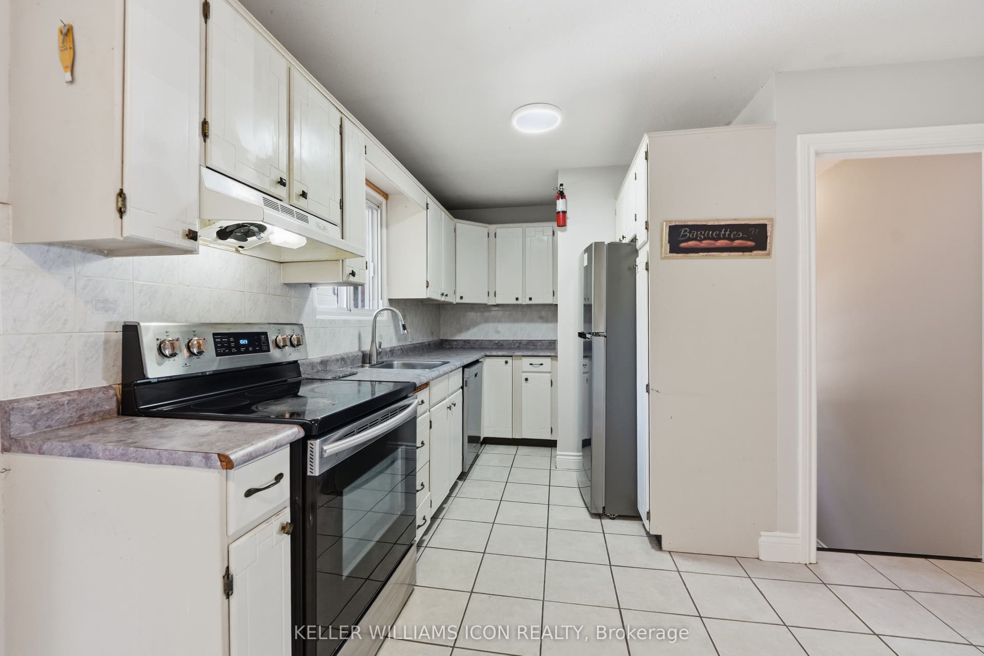 103 Harris Place, Meadowlands - Crestview And Area, Ottawa ON K2G 2P7
