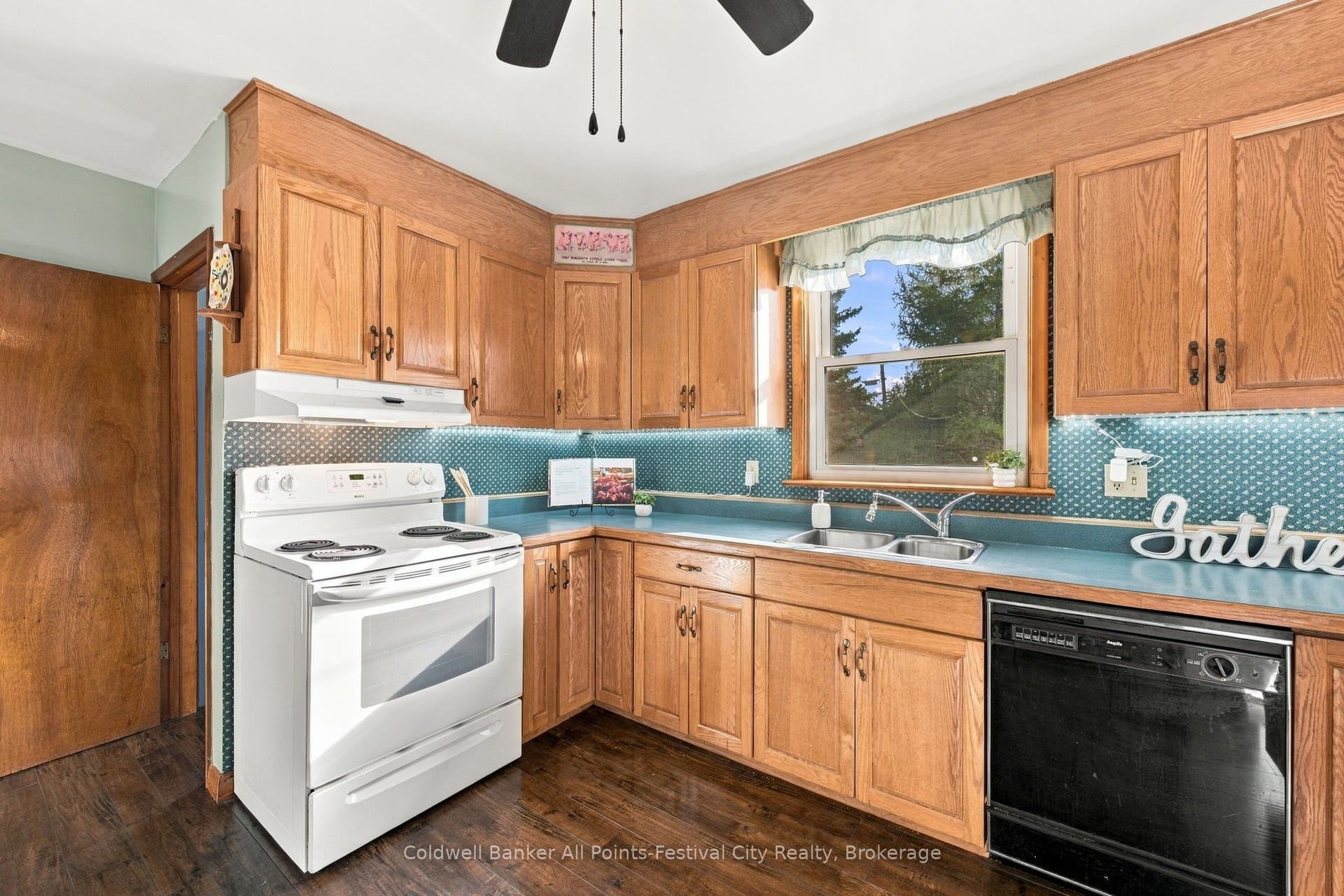 165 Cameron Street, Goderich, Huron ON N7A 3K7