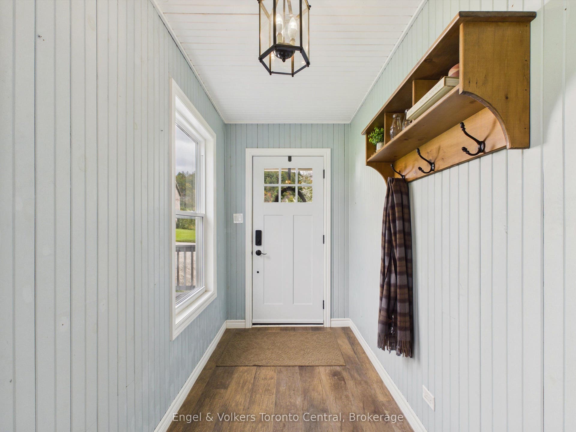 Bright mudroom