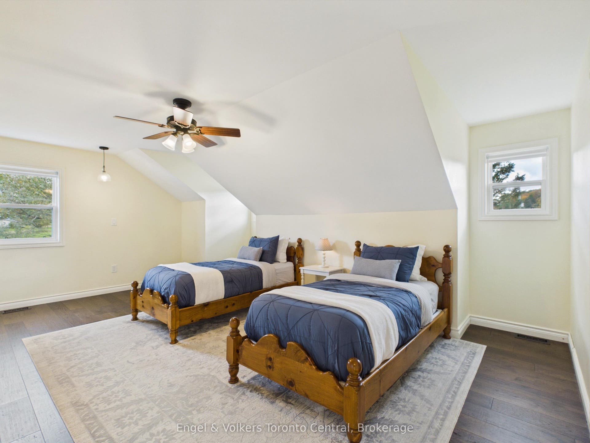 Expansive third bedroom