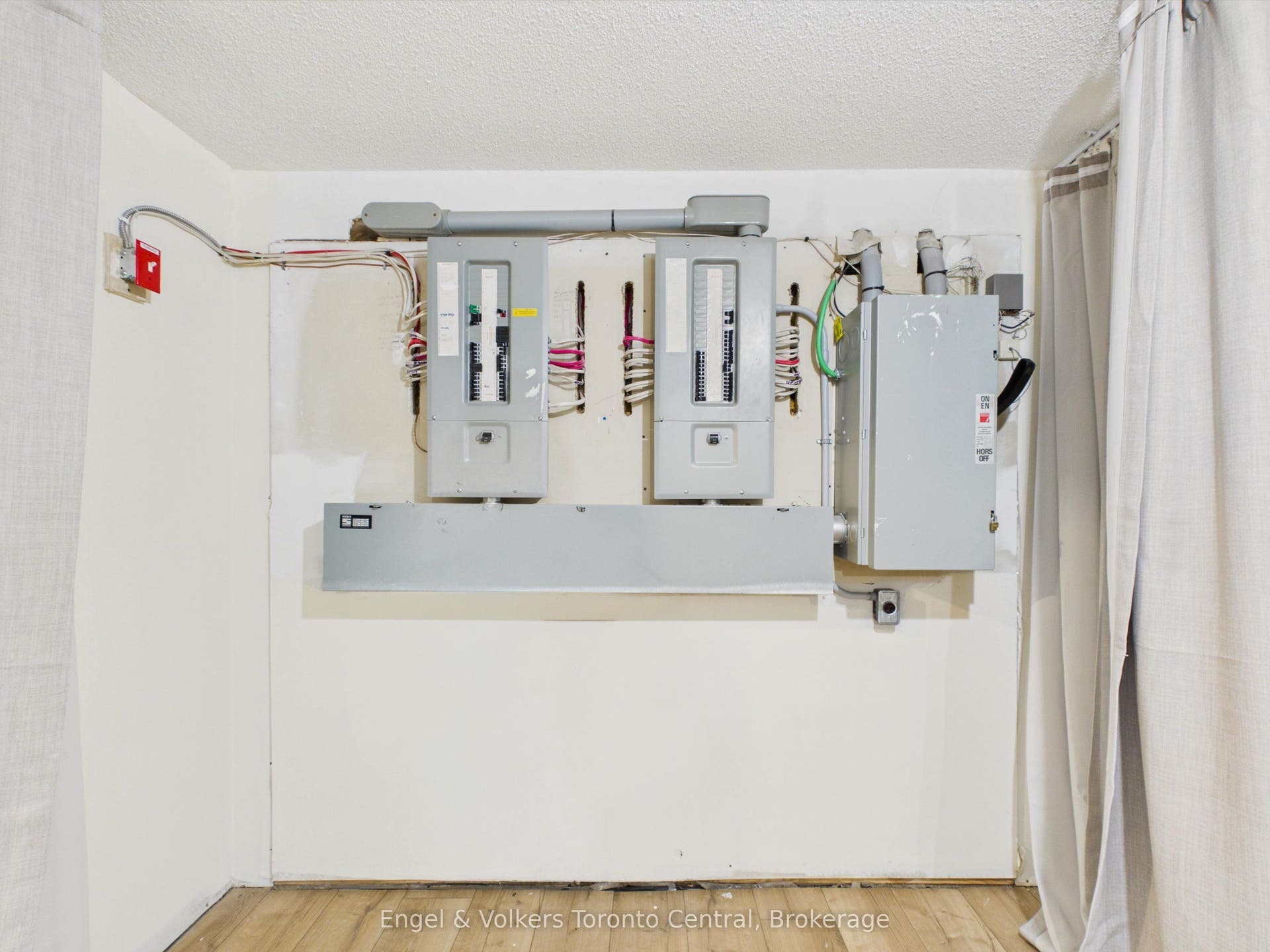 400 amp electrical