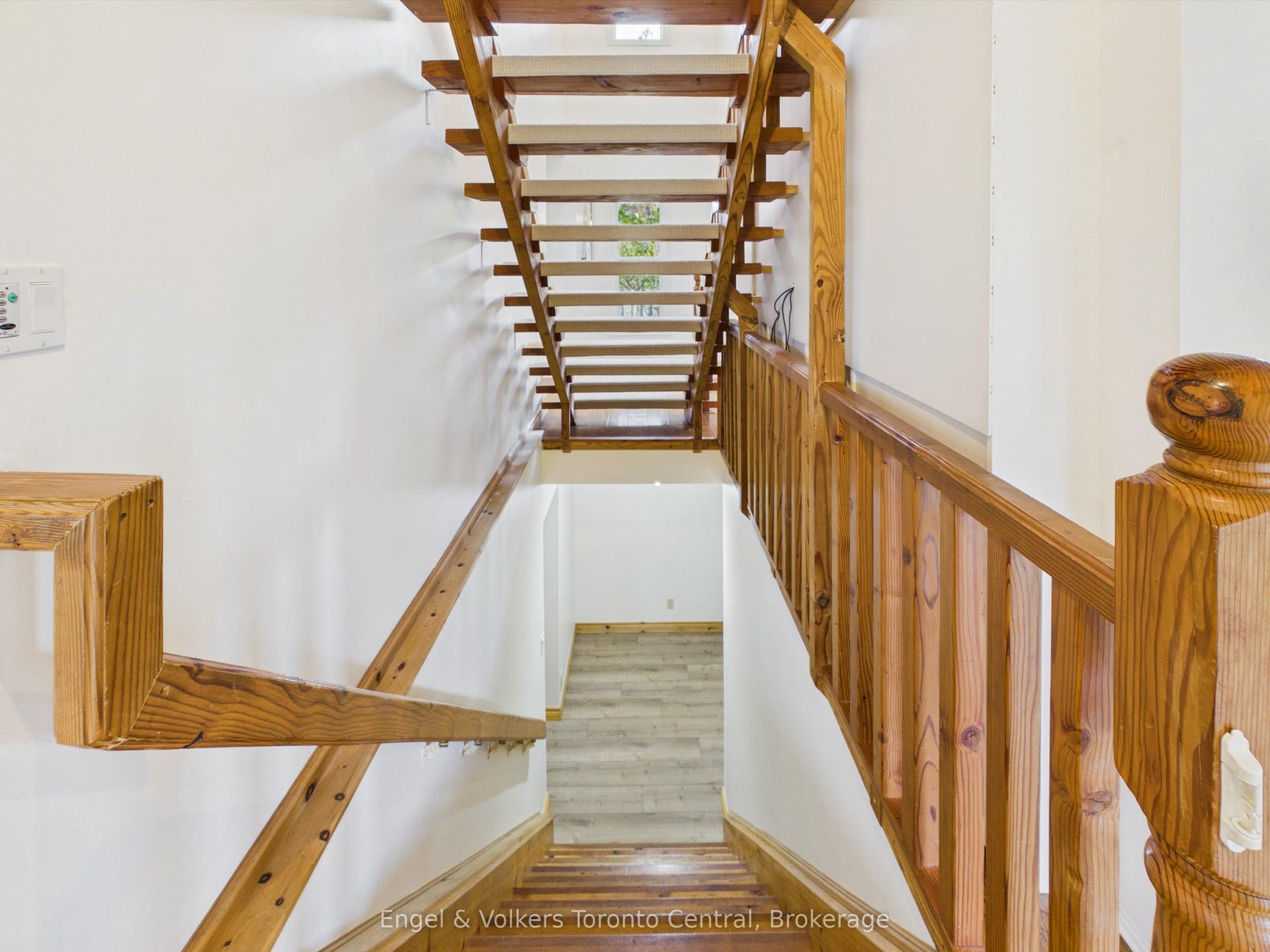 Stairs to basement