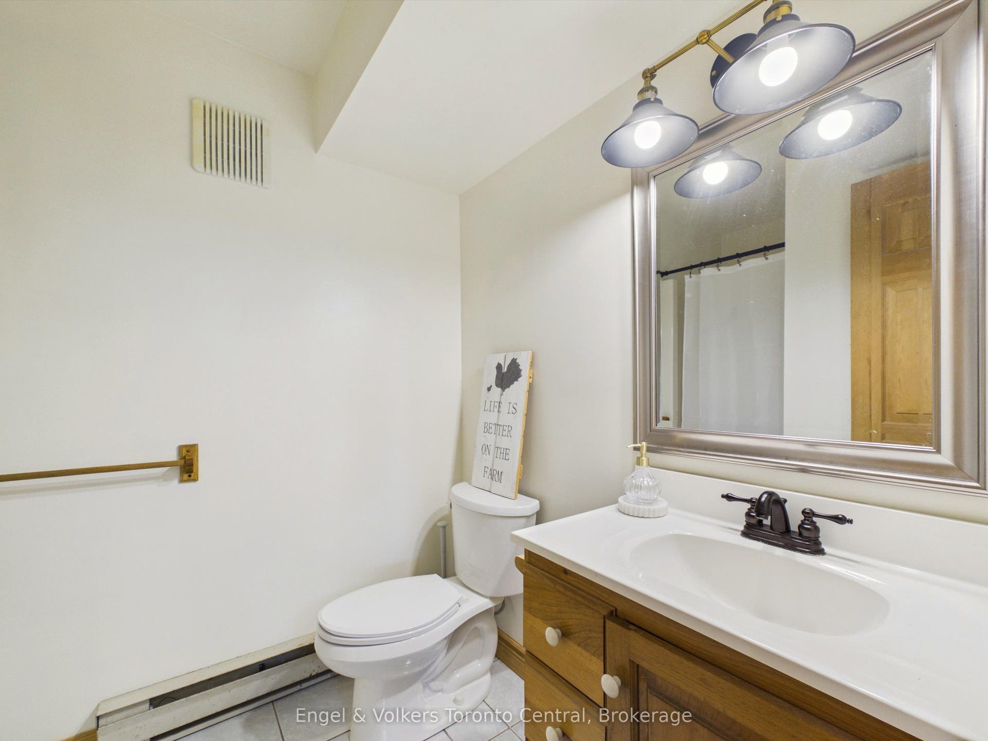 Basement 3-piece bathroom