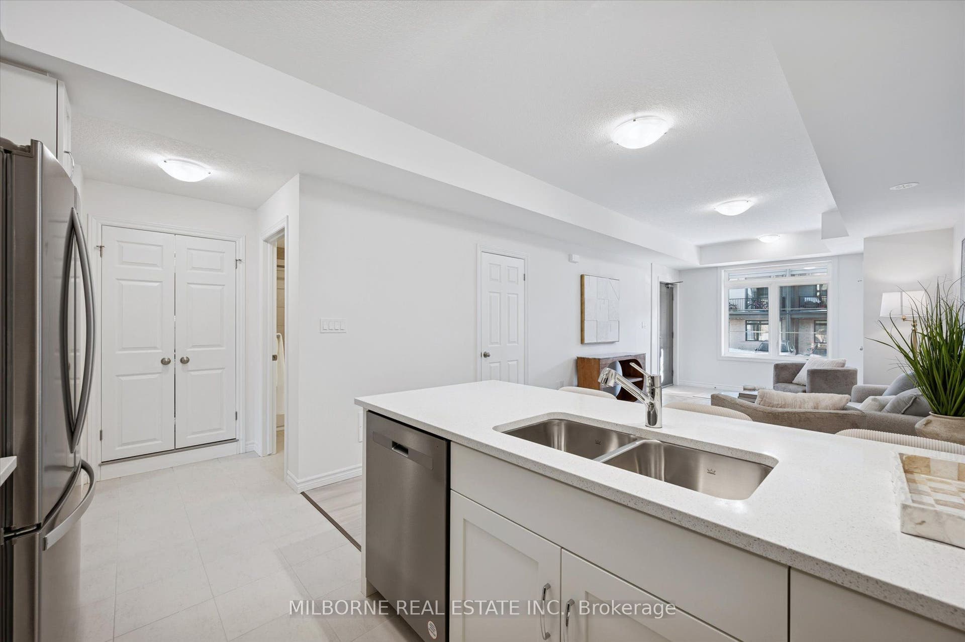 14 Thatcher Drive, Guelph, Wellington ON N1L 0R8