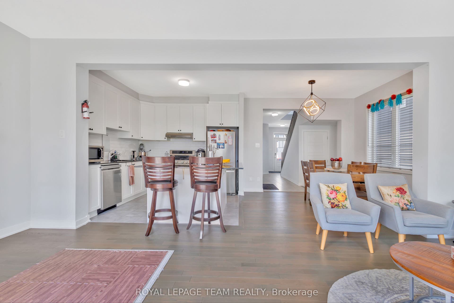 2501 Watercolours Way, Barrhaven, Ottawa ON K2J 7B1 2501 Watercolours Way, Barrhaven, Ottawa ON K2J 7B1