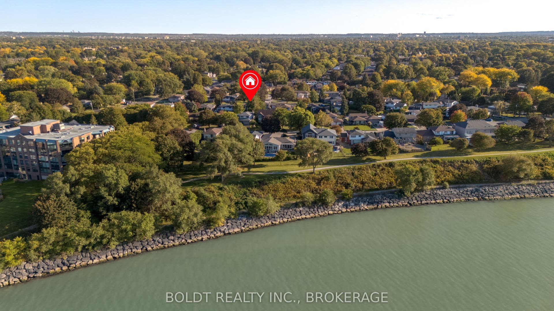 12 Bayshore Crescent, St. Catharines, Niagara ON L2N 5Y4