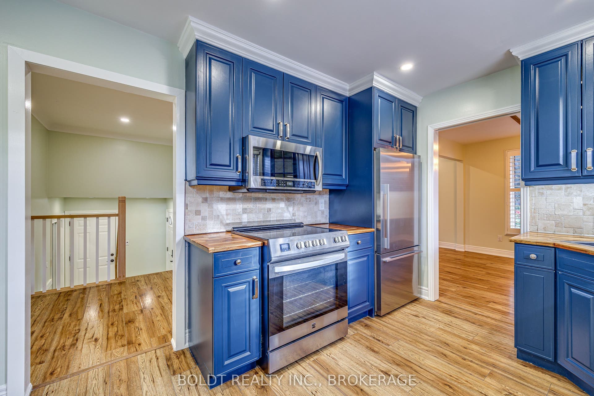 12 Bayshore Crescent, St. Catharines, Niagara ON L2N 5Y4