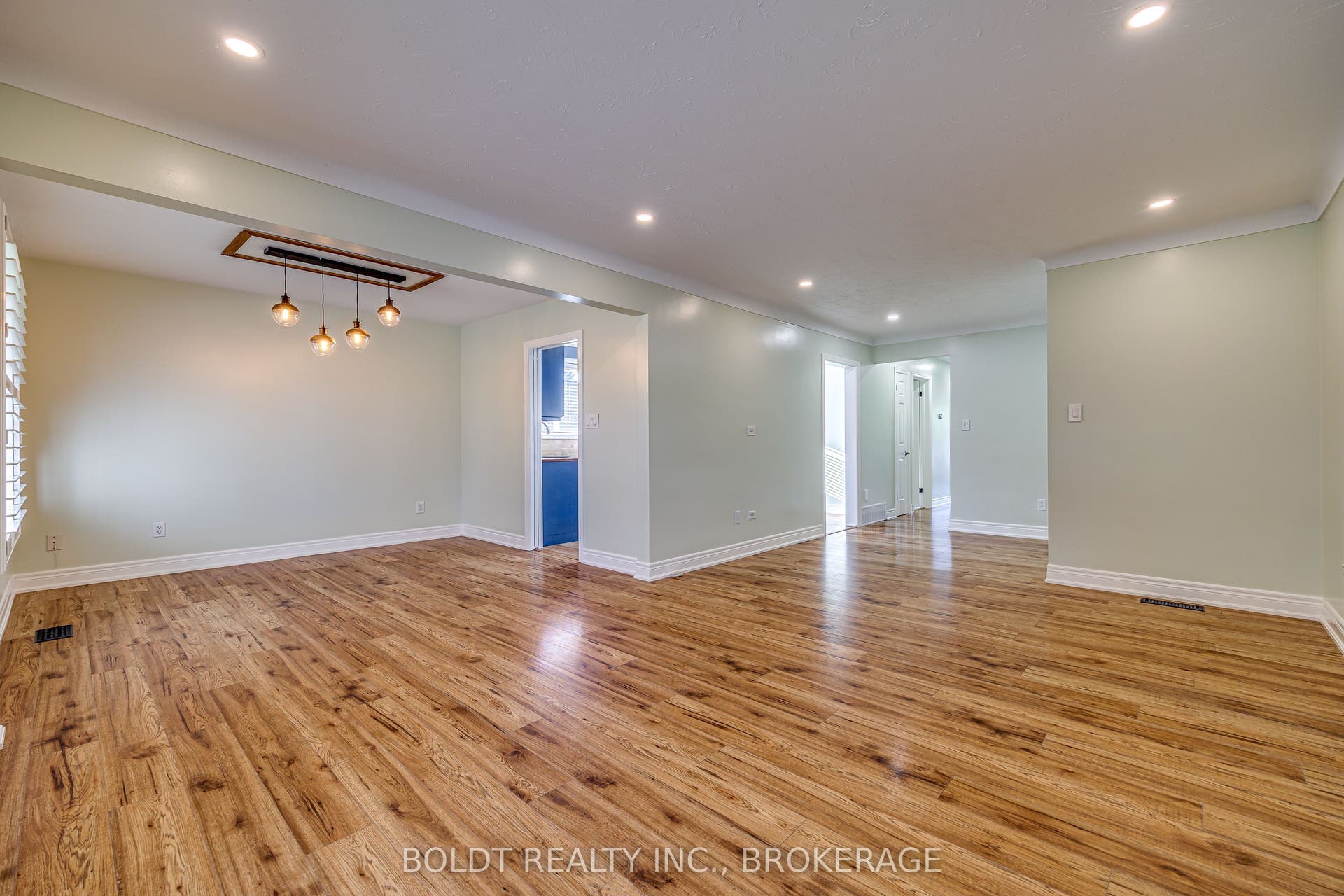 12 Bayshore Crescent, St. Catharines, Niagara ON L2N 5Y4
