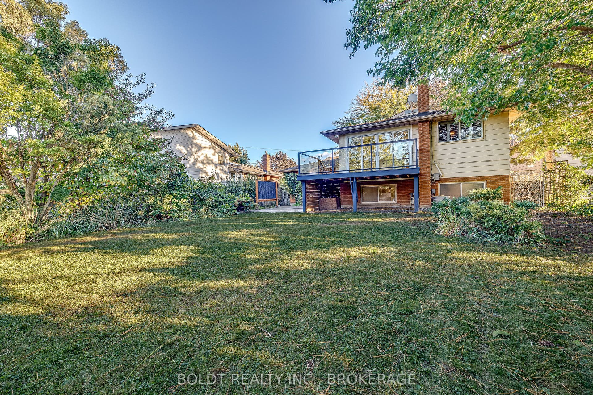 12 Bayshore Crescent, St. Catharines, Niagara ON L2N 5Y4