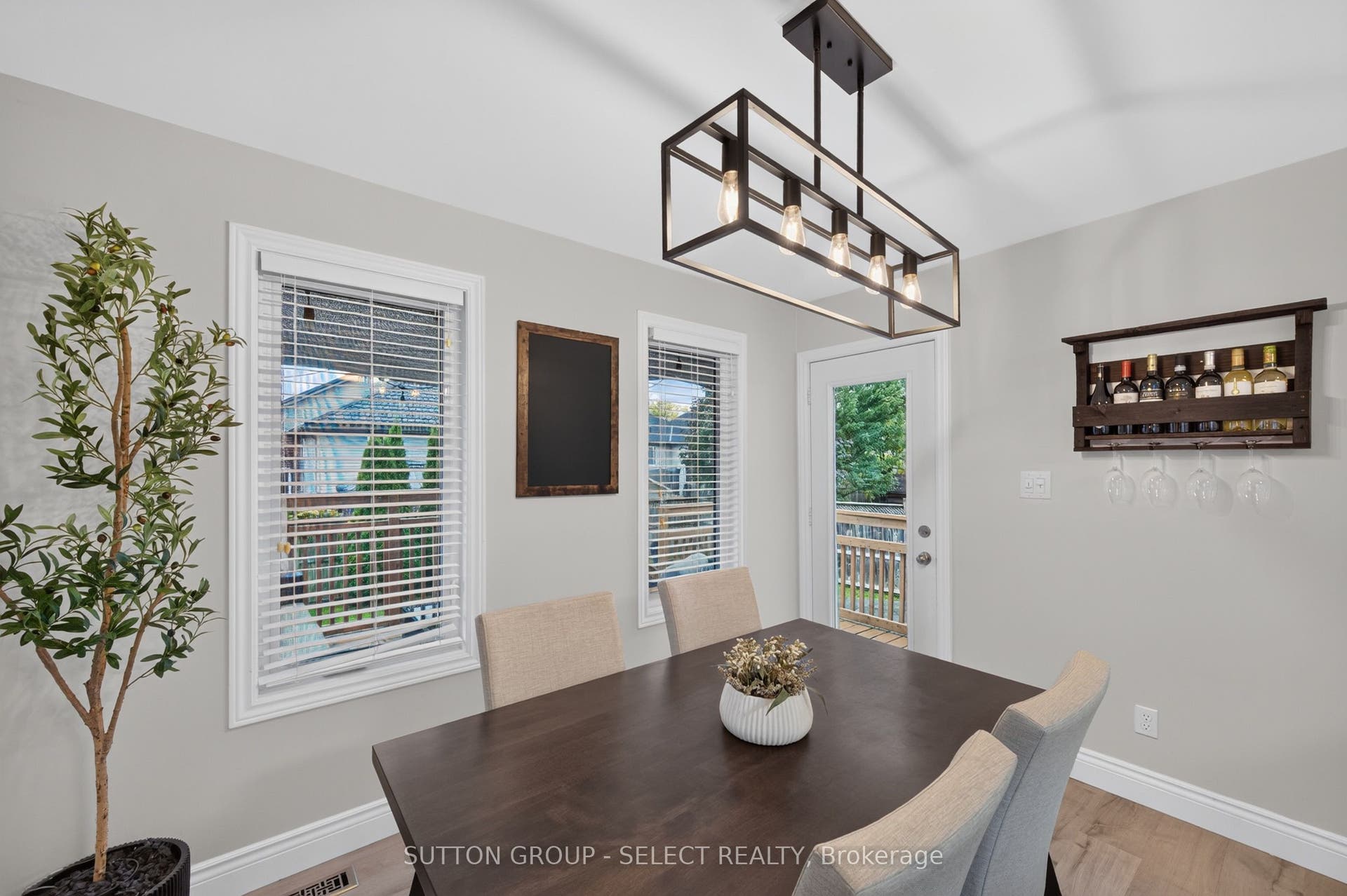 1801 Seymour Crescent, London North, Middlesex ON N6G 5N4
