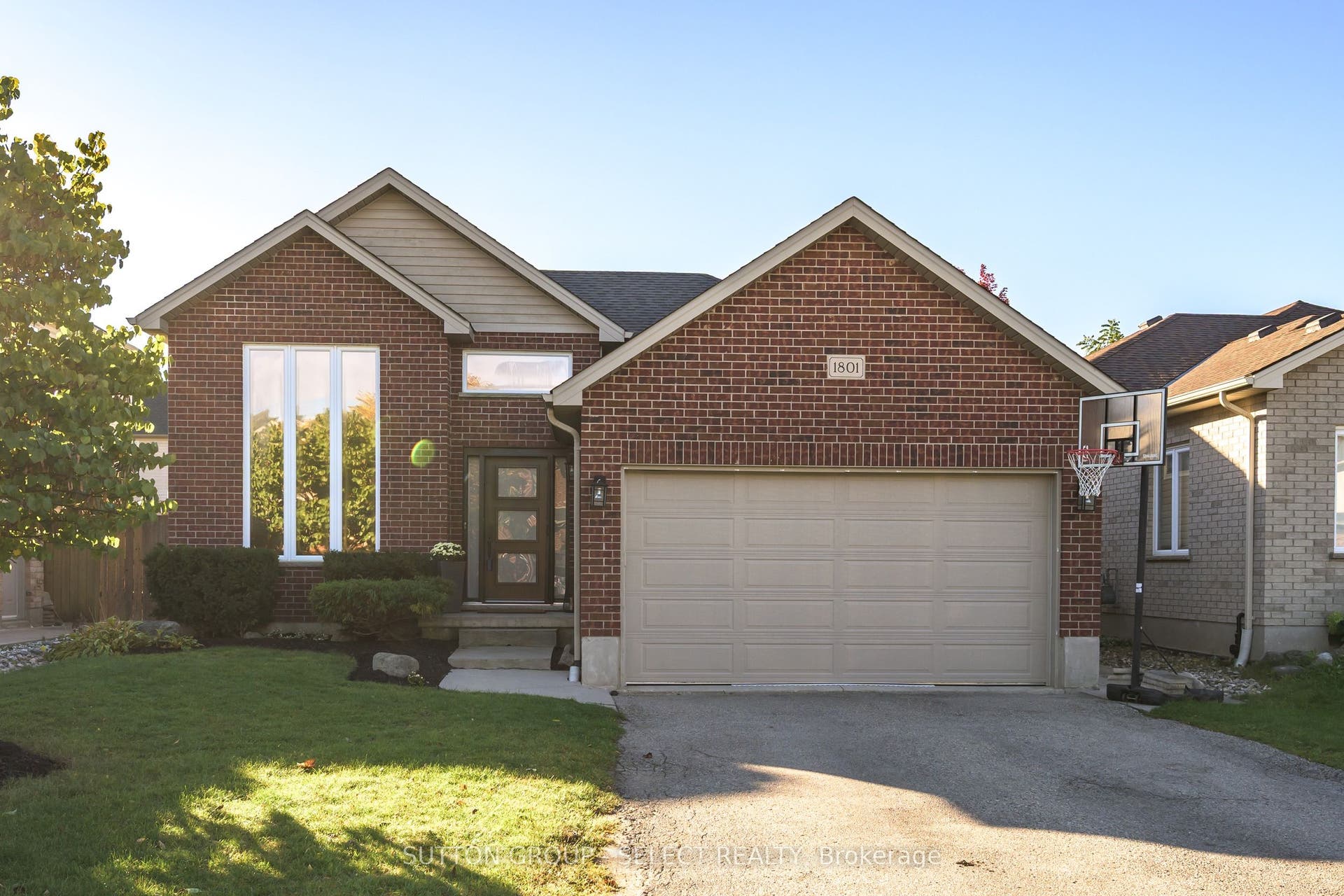 1801 Seymour Crescent, London North, Middlesex ON N6G 5N4