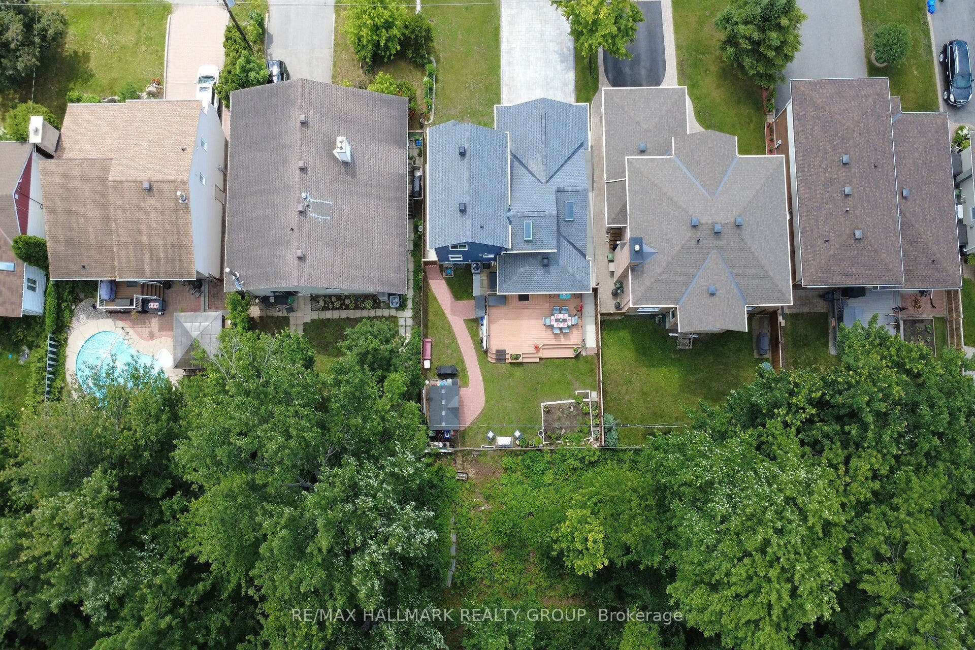 1965 Rosebella Avenue, Blossom Park - Airport And Area, Ottawa ON K1T 1G6