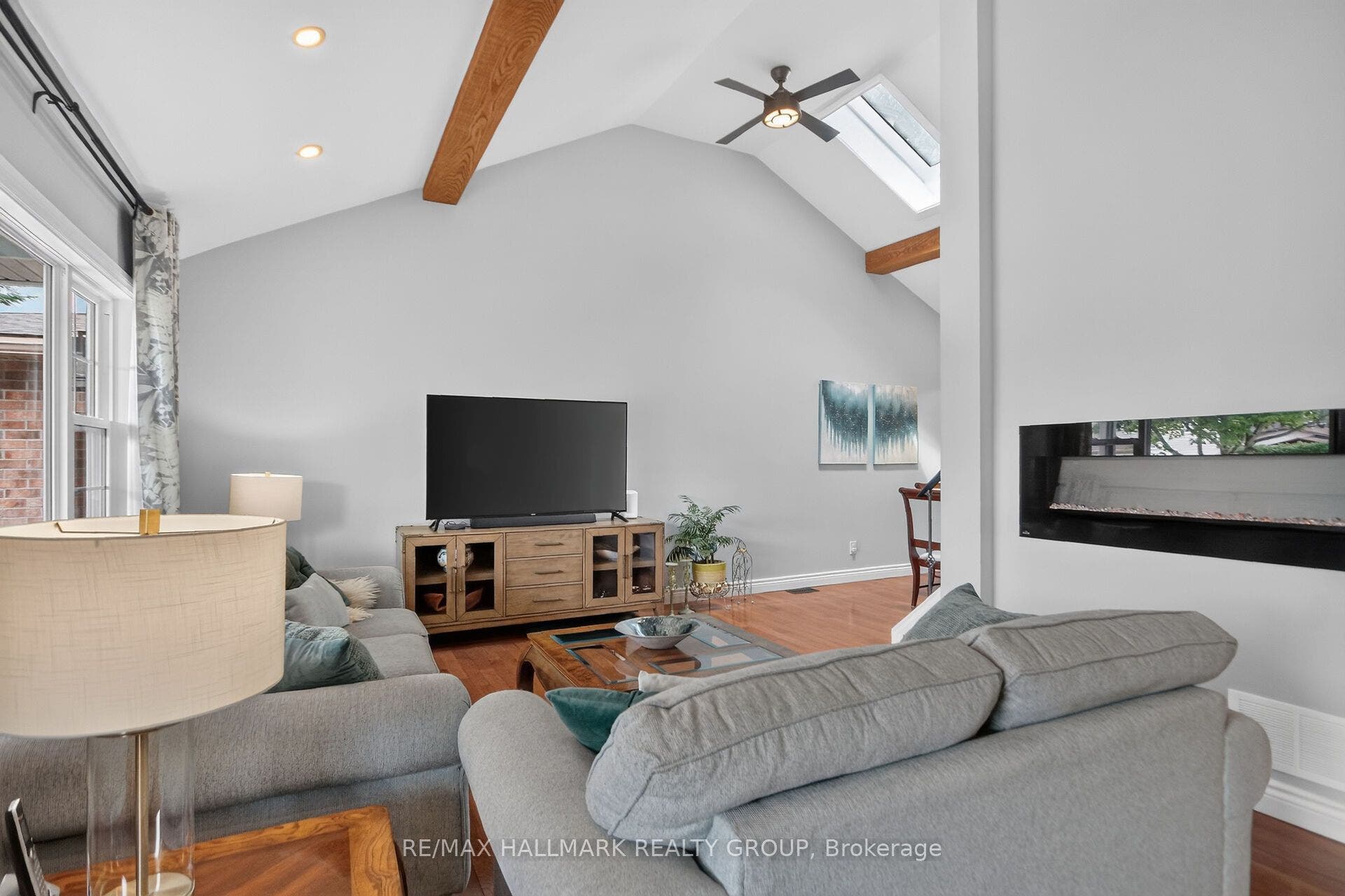 1965 Rosebella Avenue, Blossom Park - Airport And Area, Ottawa ON K1T 1G6