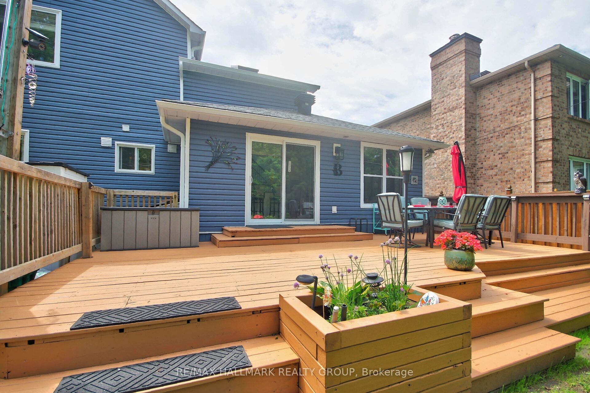 1965 Rosebella Avenue, Blossom Park - Airport And Area, Ottawa ON K1T 1G6