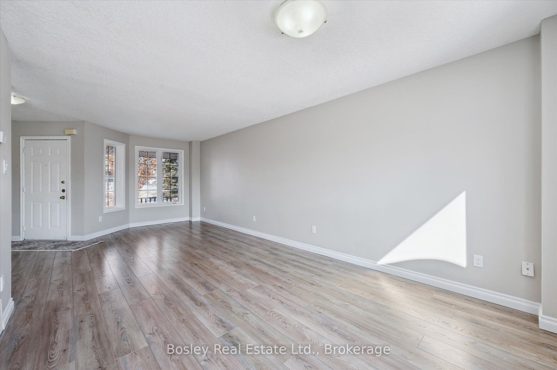 317 Grange Road, Guelph, Wellington ON N1E 7B5