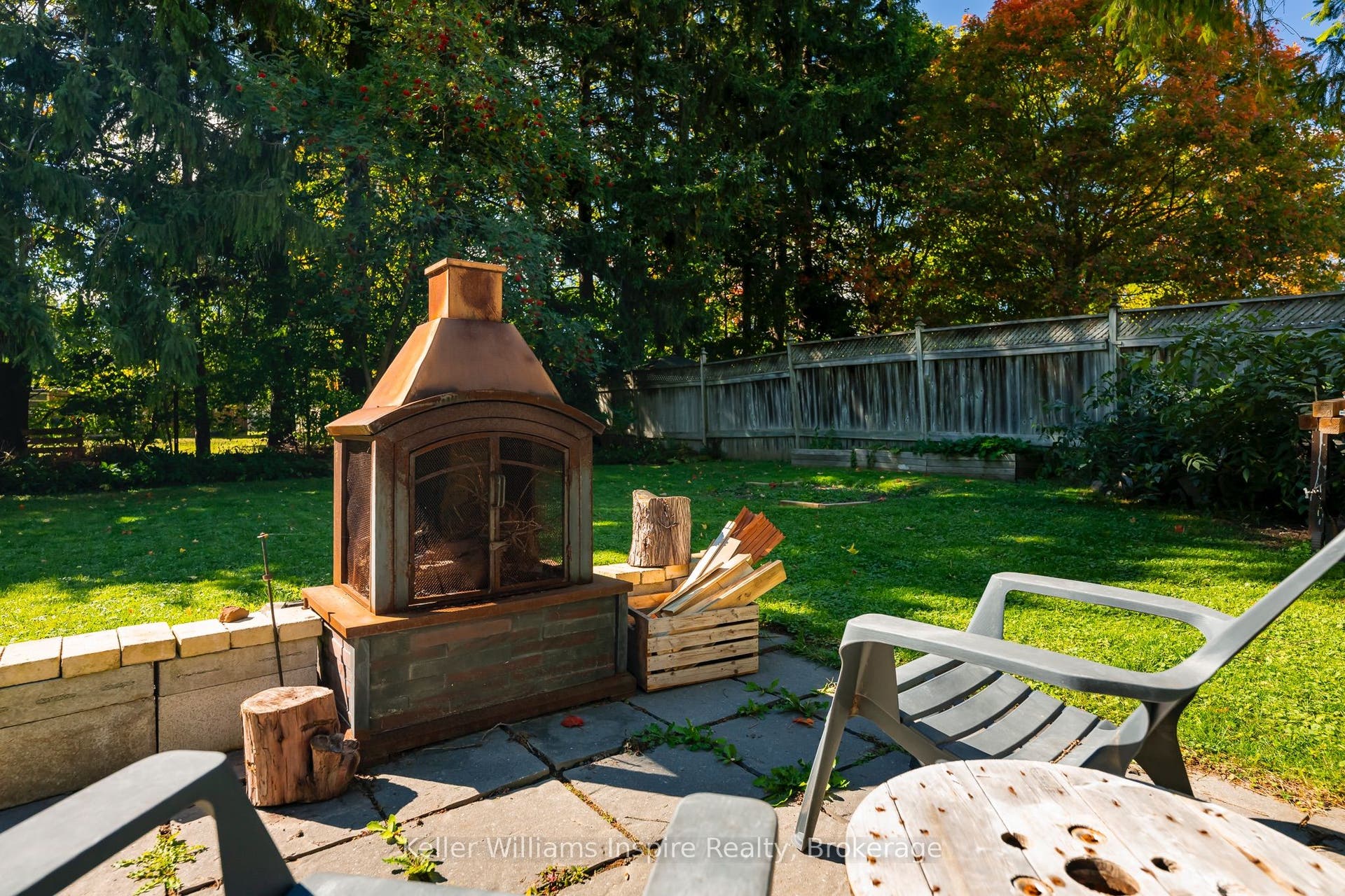 565 St David Street N, Centre Wellington, Wellington ON N1M 2K5 565 St David Street N, Centre Wellington, Wellington ON N1M 2K5