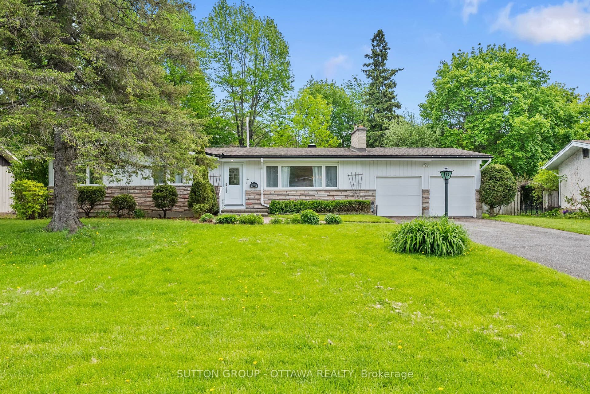 45 Larkspur Drive, Bells Corners And South To Fallowfield, Ottawa ON K2H 6K8 45 Larkspur Drive, Bells Corners And South To Fallowfield, Ottawa ON K2H 6K8