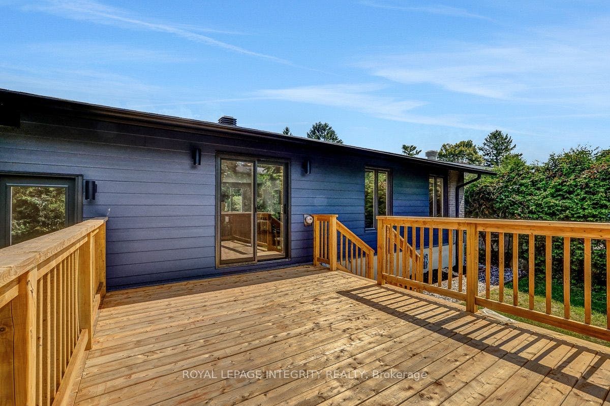 8 Brian Crescent, Qualicum - Bruce Farm - Greenbelt And Area, Ottawa ON K2H 6X3
