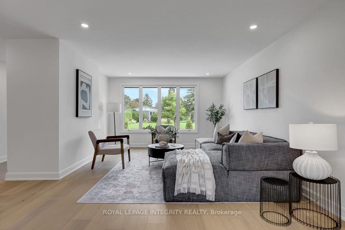 8 Brian Crescent, Qualicum - Bruce Farm - Greenbelt And Area, Ottawa ON K2H 6X3