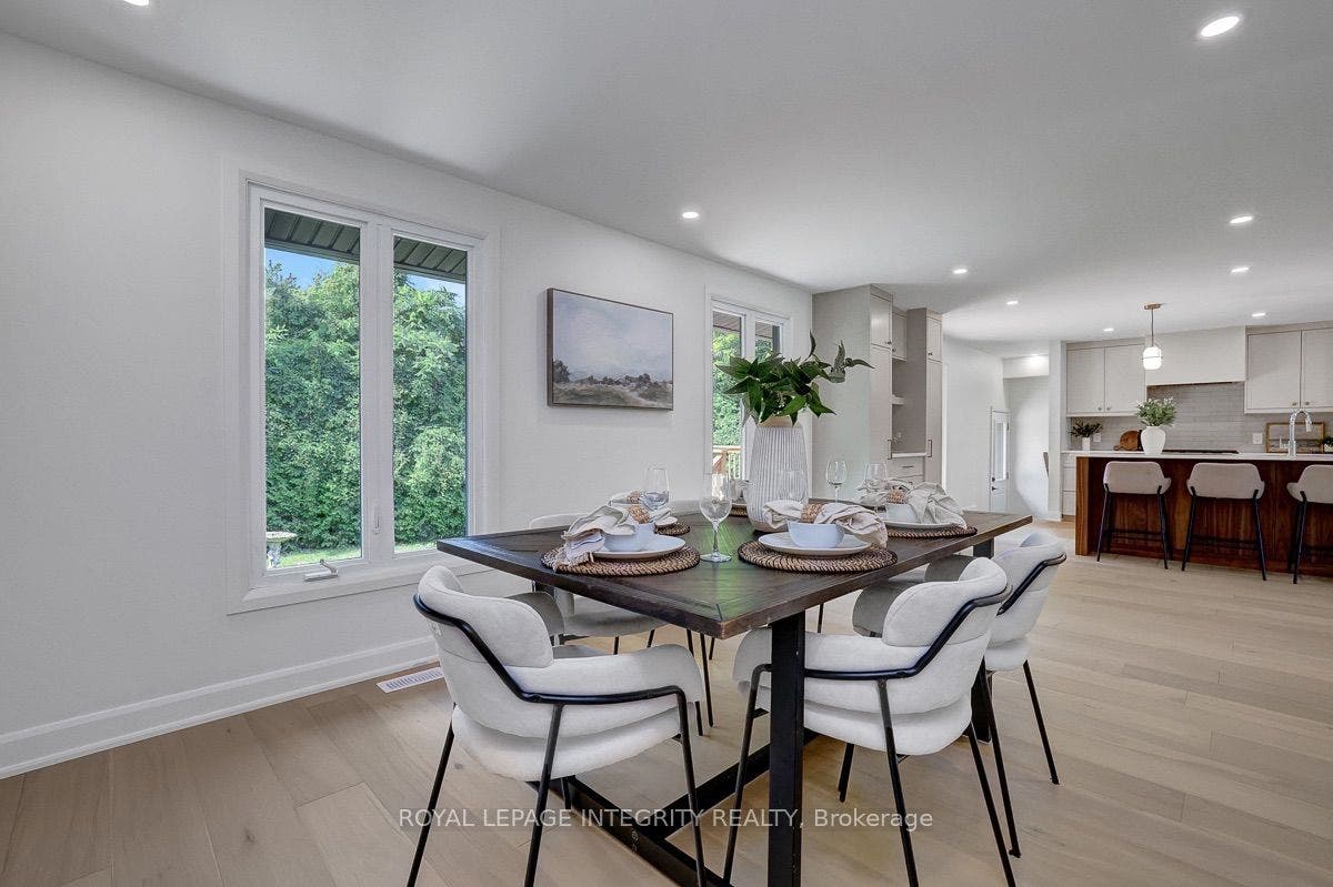 8 Brian Crescent, Qualicum - Bruce Farm - Greenbelt And Area, Ottawa ON K2H 6X3