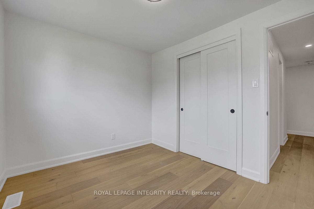 8 Brian Crescent, Qualicum - Bruce Farm - Greenbelt And Area, Ottawa ON K2H 6X3
