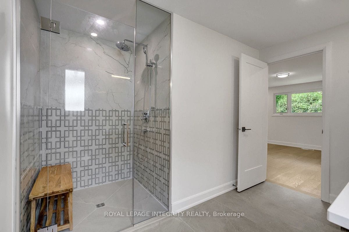 8 Brian Crescent, Qualicum - Bruce Farm - Greenbelt And Area, Ottawa ON K2H 6X3