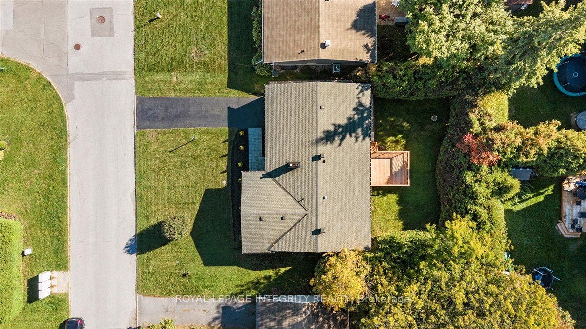 8 Brian Crescent, Qualicum - Bruce Farm - Greenbelt And Area, Ottawa ON K2H 6X3