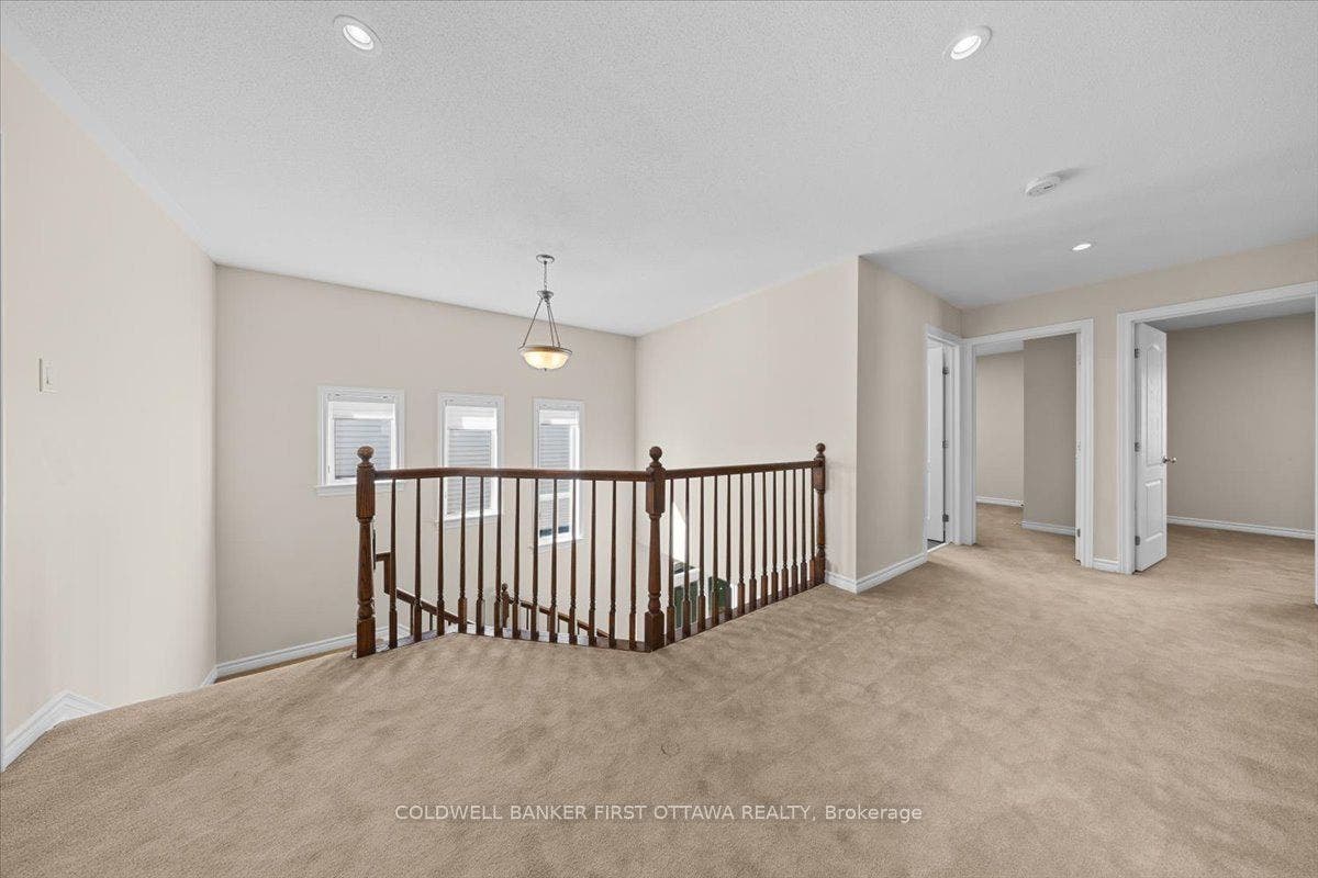 2898 FINDLAY CREEK Drive, Blossom Park - Airport And Area, Ottawa ON K1T 0G6
