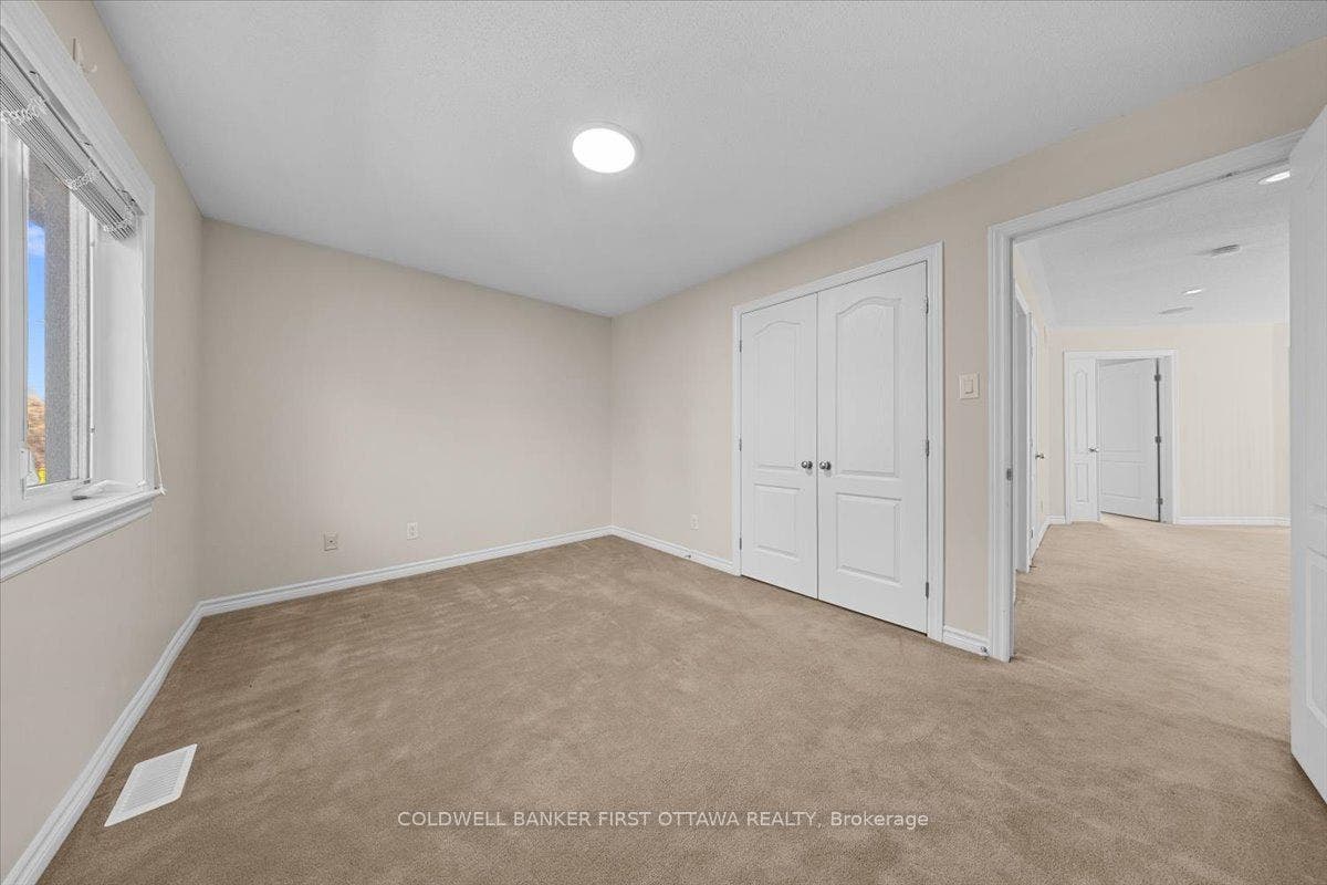 2898 FINDLAY CREEK Drive, Blossom Park - Airport And Area, Ottawa ON K1T 0G6