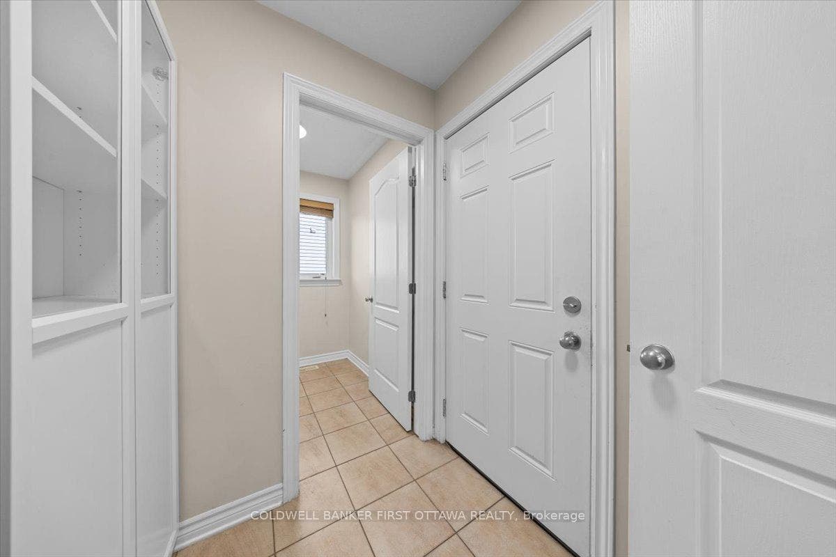2898 FINDLAY CREEK Drive, Blossom Park - Airport And Area, Ottawa ON K1T 0G6