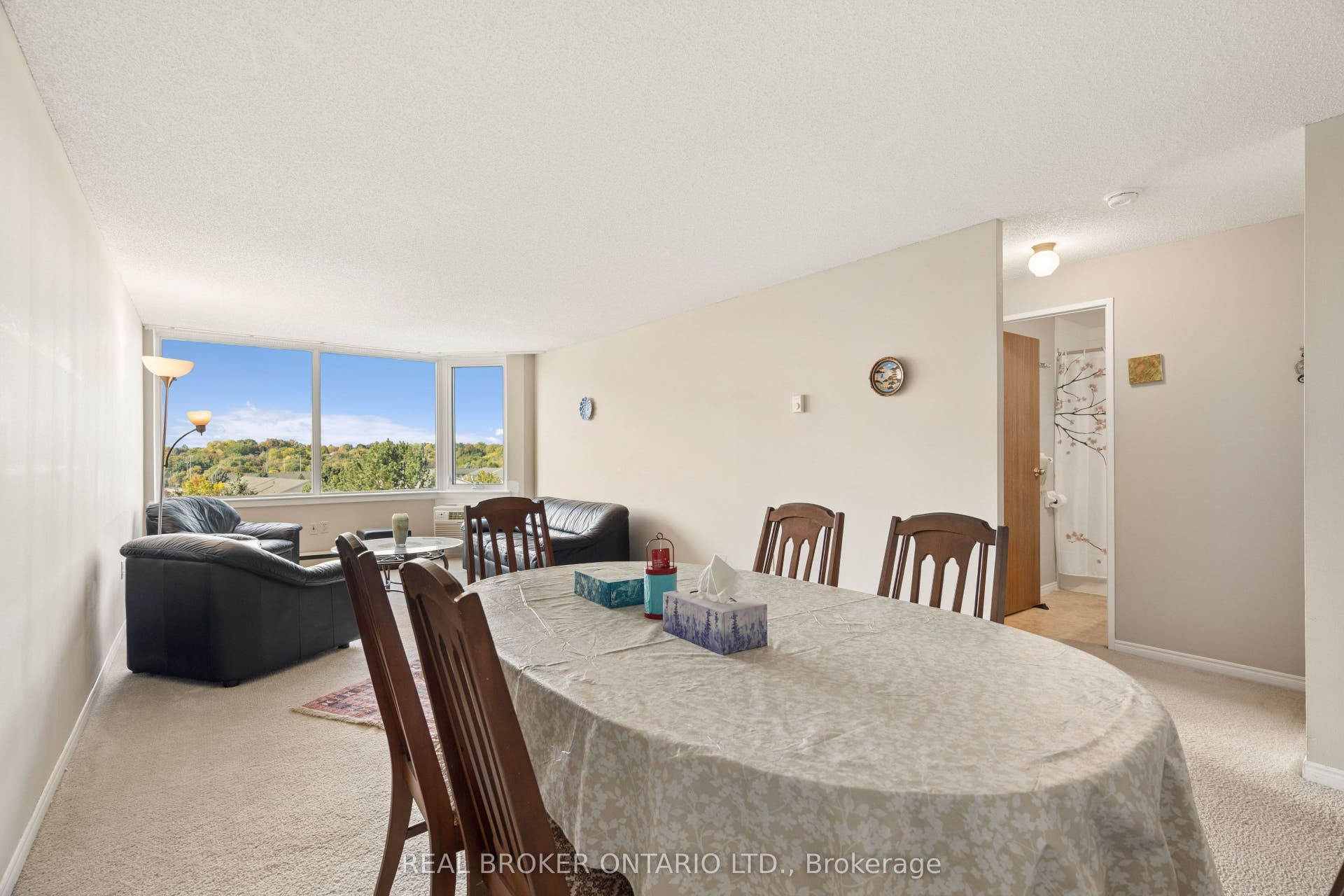 35 Green Valley Drive, #508, Kitchener, Waterloo ON N2P 2A5 35 Green Valley Drive, #508, Kitchener, Waterloo ON N2P 2A5