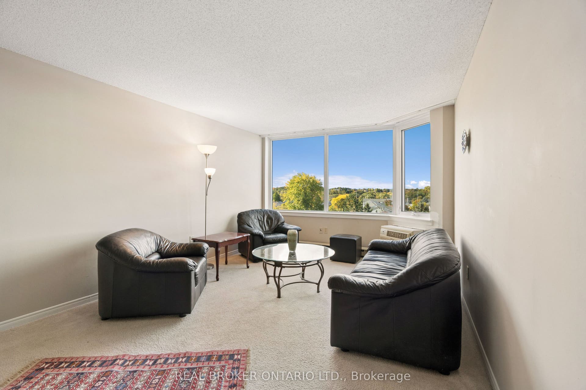 35 Green Valley Drive, #508, Kitchener, Waterloo ON N2P 2A5 35 Green Valley Drive, #508, Kitchener, Waterloo ON N2P 2A5
