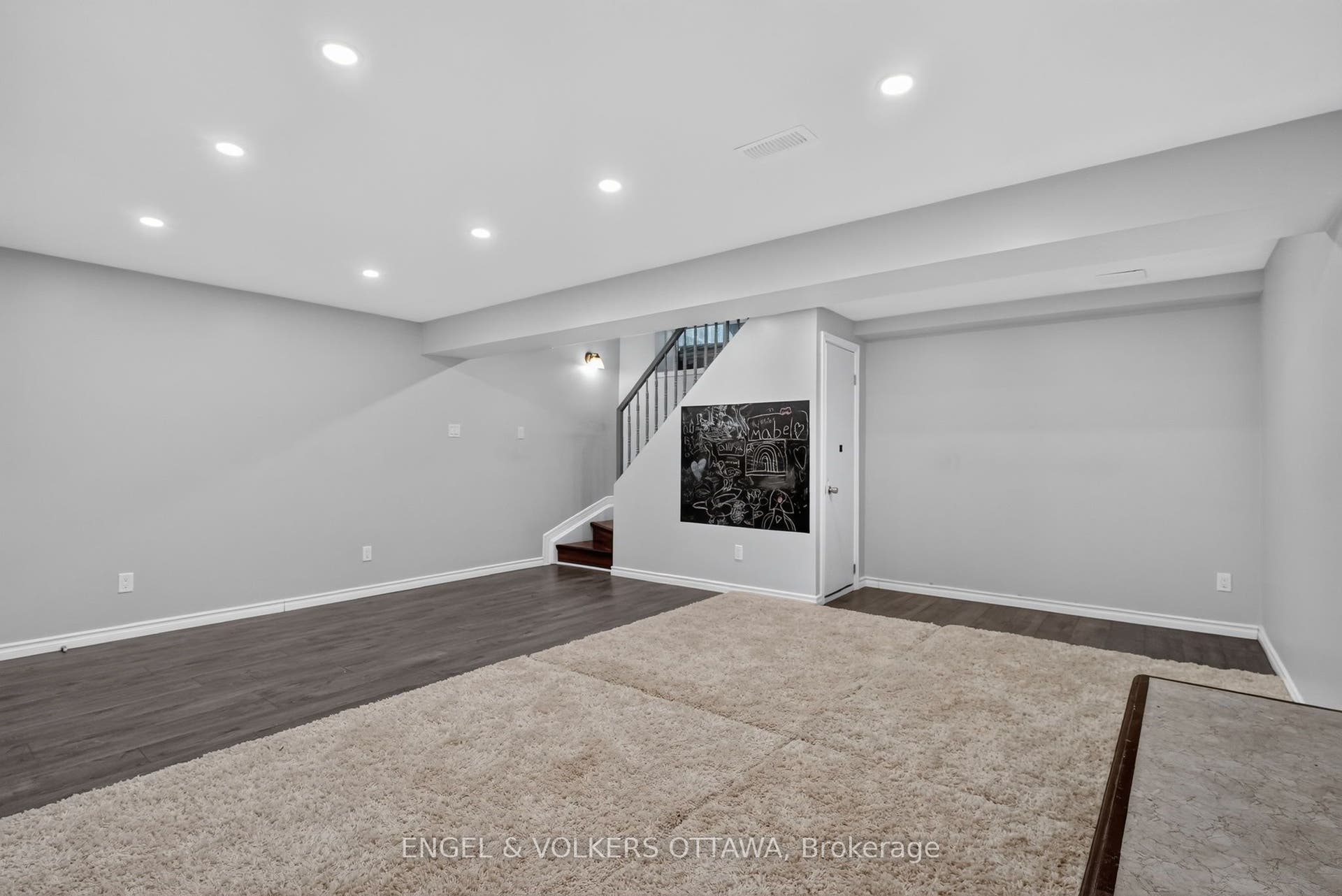 12 Kalbrook Street, Kanata, Ottawa ON K2T 1A8